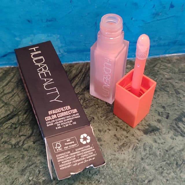 Huda Beauty Cherry Blossom review photo by TxellSS