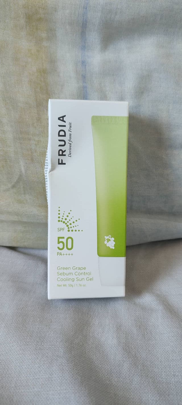 Avocado Greenery Relief Sun Cream SPF50+ PA++++ product review