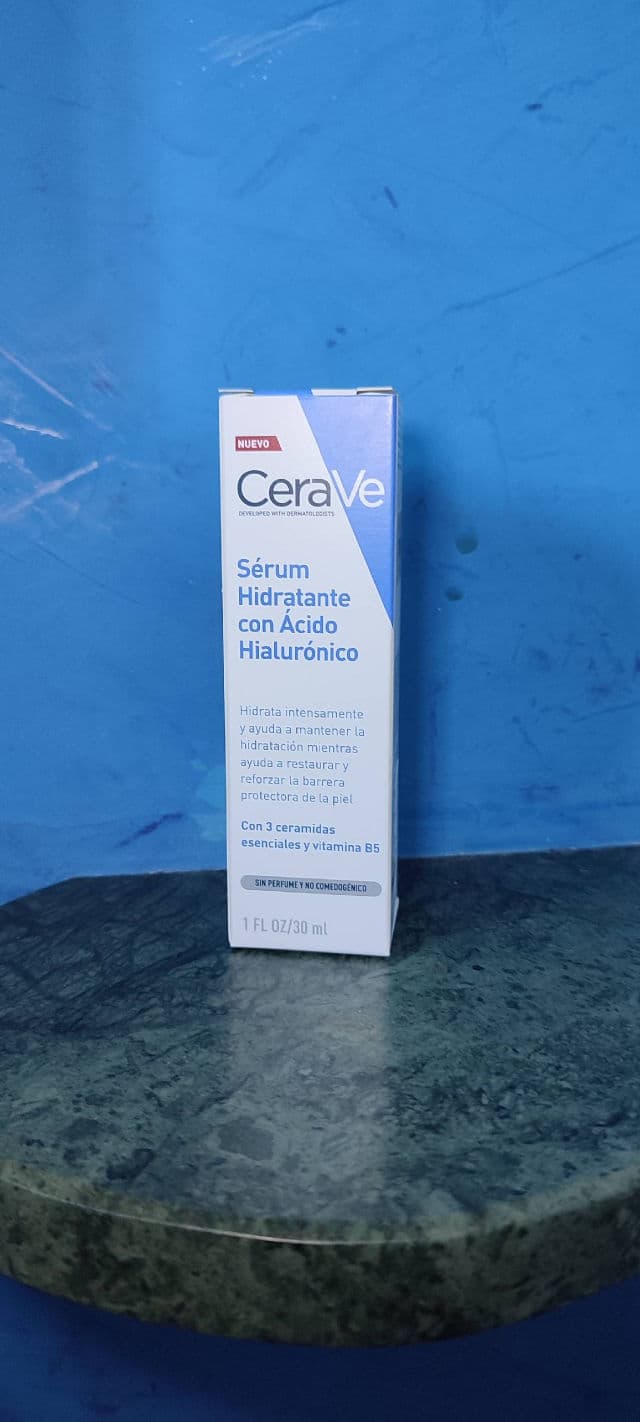 CeraVe Hydrating Hyaluronic Acid Face Serum review photo by TxellSS