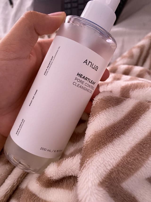 Heartleaf Pore Control Cleansing Oil product review