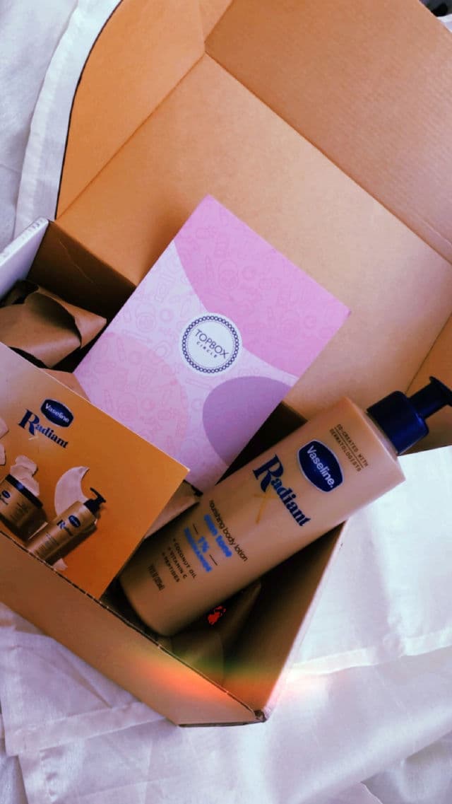 Vaseline Radiant Even Tone Nourishing Body Lotion review photo by carolpick