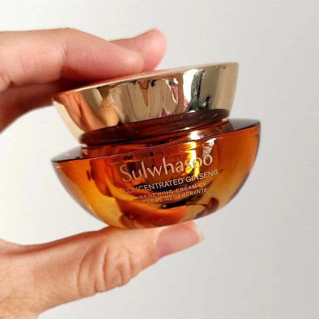 Sulwhasoo Concentrated Ginseng Renewing Cream Classic EX review photo by kaoribeautyjournal