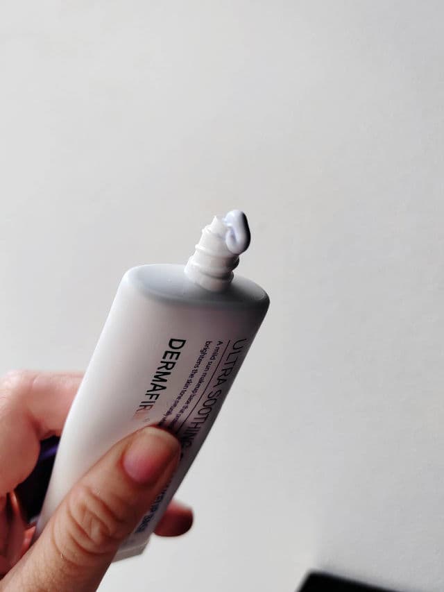 Dermafirm Ultra Soothing Sun Makeup Base R4 review photo by kaoriskincarejournal