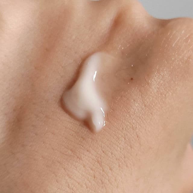 Sulwhasoo Concentrated Ginseng Renewing Cream review photo by kaoribeautyjournal