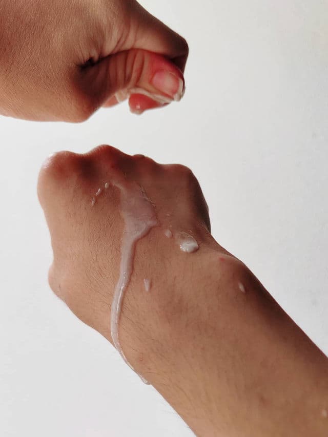 Milk Touch Hedera Helix Daily & Quick Soothing Mask review photo by kaoriskincarejournal