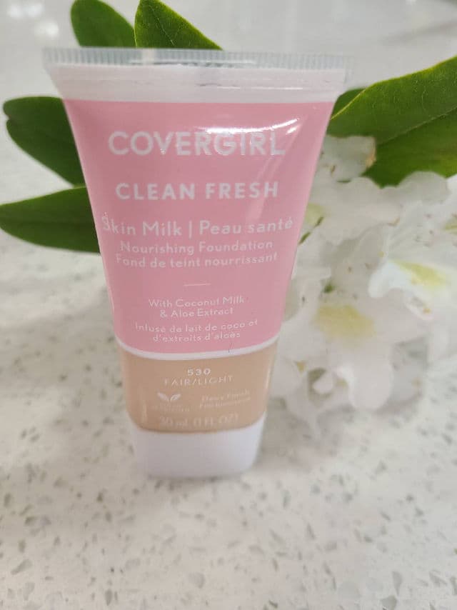 CoverGirl Clean Fresh Skin Milk Foundation review photo by AnnaSassin