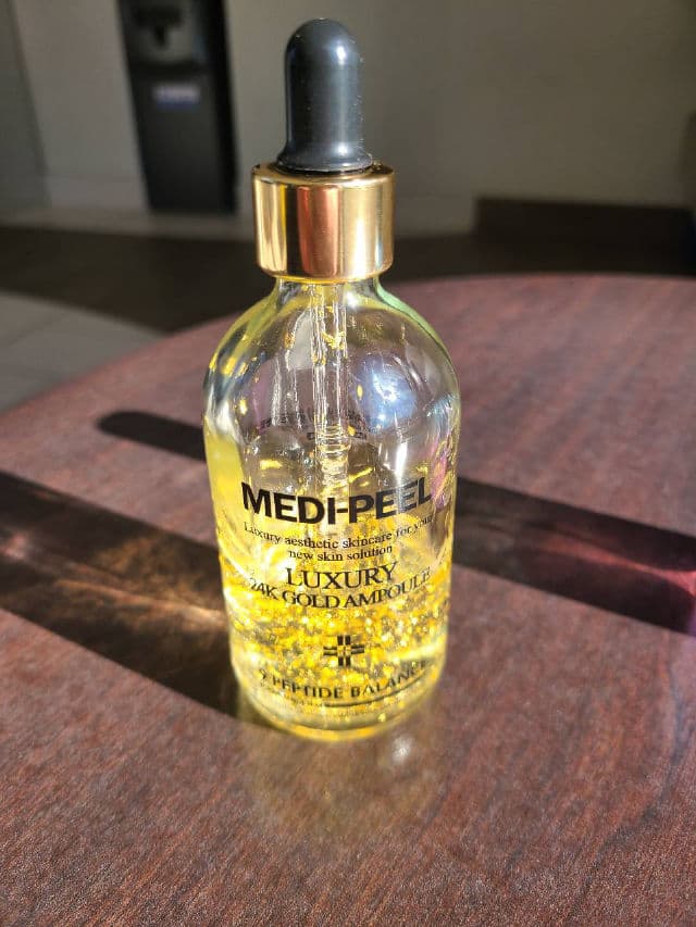 medi-peel Luxury 24K Gold Ampoule review photo by AnnaSassin