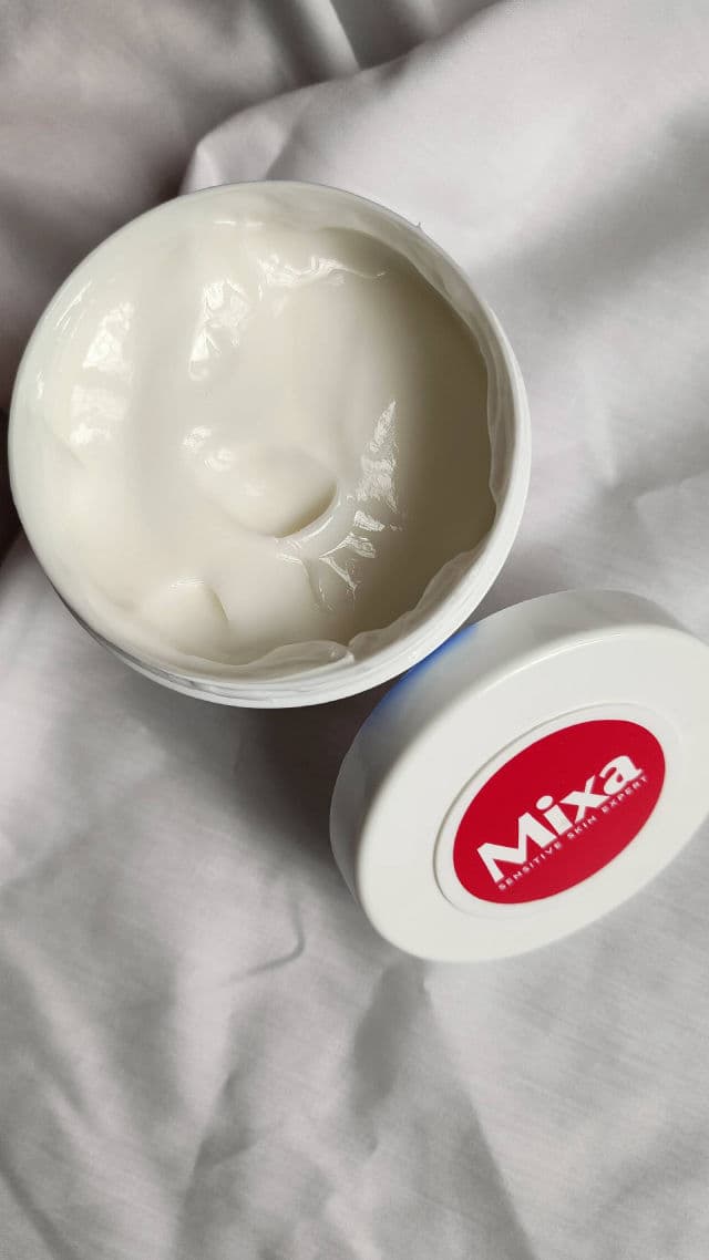 Mixa Urea Cica Repair Hauterneuernde Creme review photo by LauraDB
