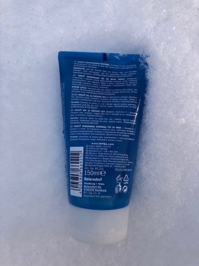 Nivea Daily Essentials Refreshing Facial Wash Gel review photo by xanderka