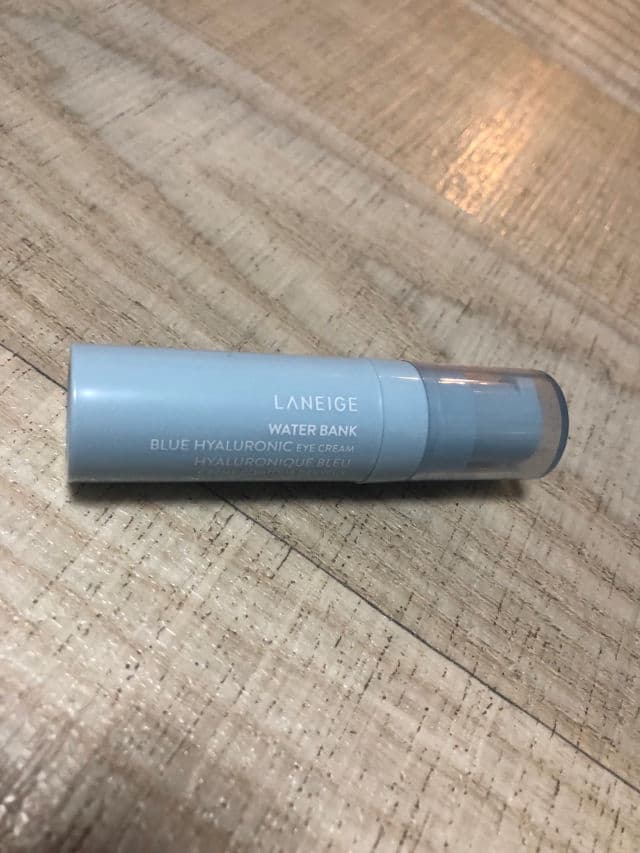 Laneige Water Bank Blue Hyaluronic Eye Cream review photo by xanderka