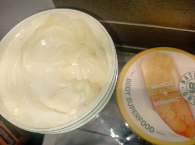Garnier Body Superfood Nutri Glow Body Cream Vitamin C + Mango review photo by kgrig