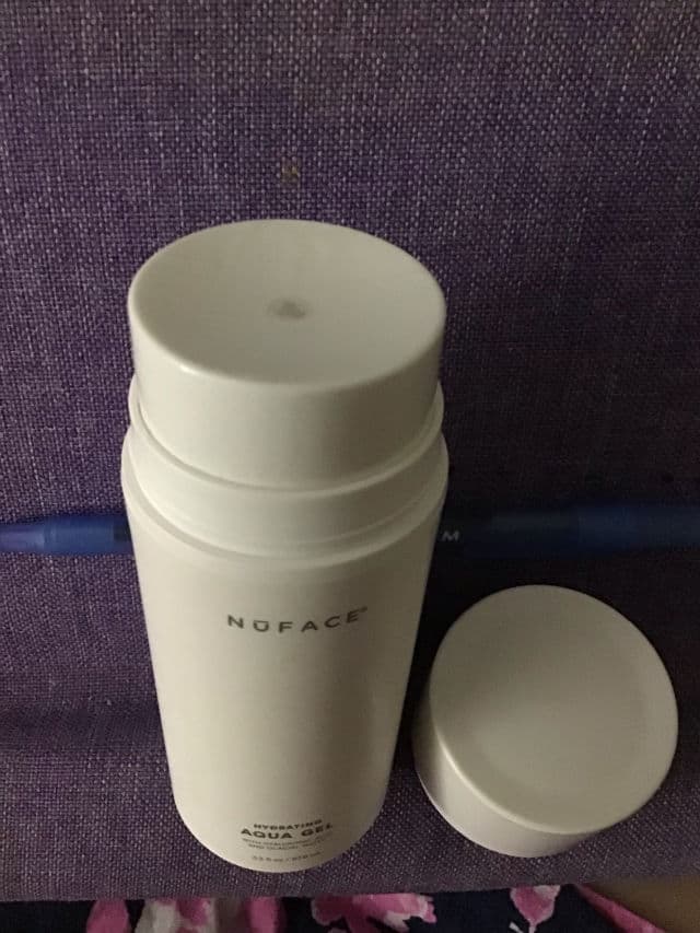 Nuface NuBODY Hydrating Aqua Gel Activator review photo by Esther0316