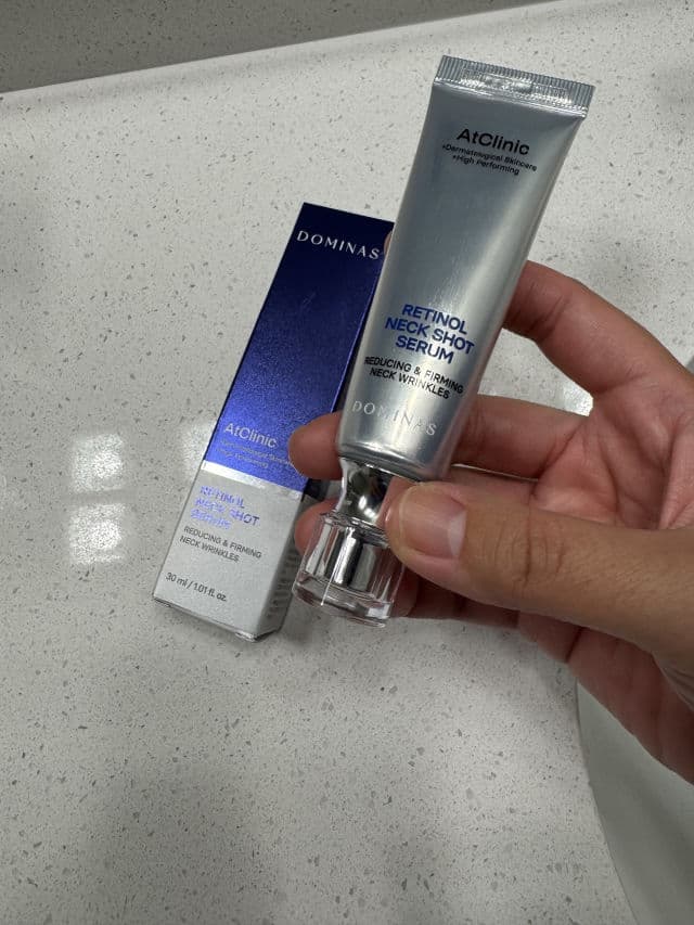 Dominas Dominas AtClinic Retinol Neck Serum review photo by AnjelicaBonya