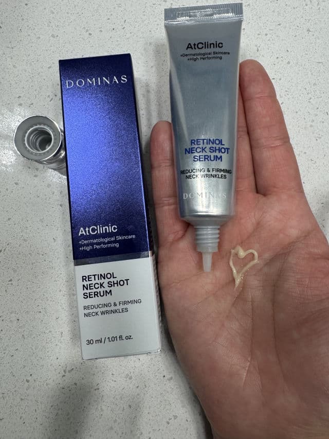Dominas Dominas AtClinic Retinol Neck Serum review photo by AnjelicaBonya
