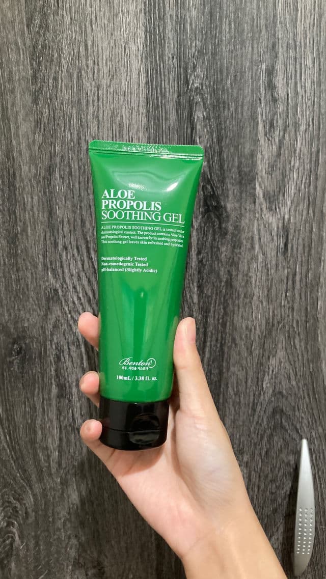 BENTON Aloe Propolis Soothing Gel review photo by amanda97