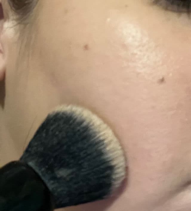 It Cosmetics CC+ Cream Oil-Free Matte with SPF 40 review photo by bonanza