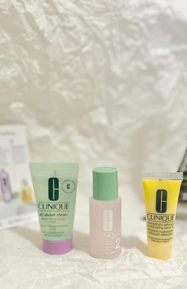 Clinique Clarifying Lotion 1.0 Twice a Day Exfoliator review photo by bonanza