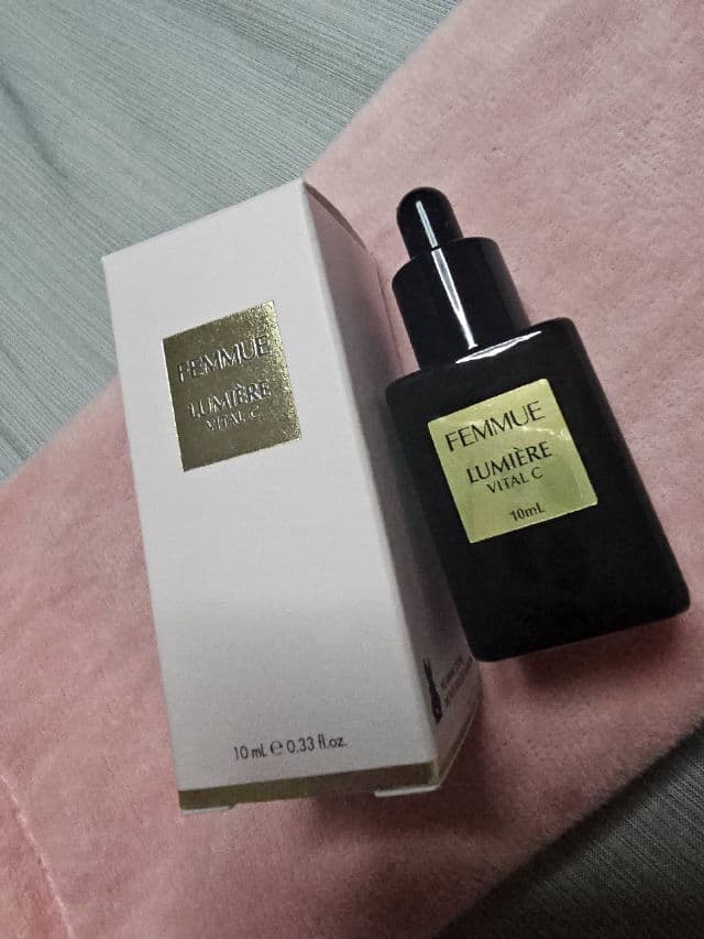 Femmue Lumière Vital C review photo by lemylaou 