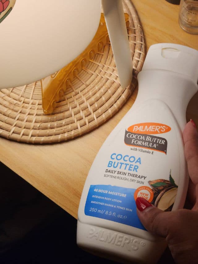 Palmer's Cocoa Butter Formula Daily Skin Therapy Lotion review photo by yoursvvalentine