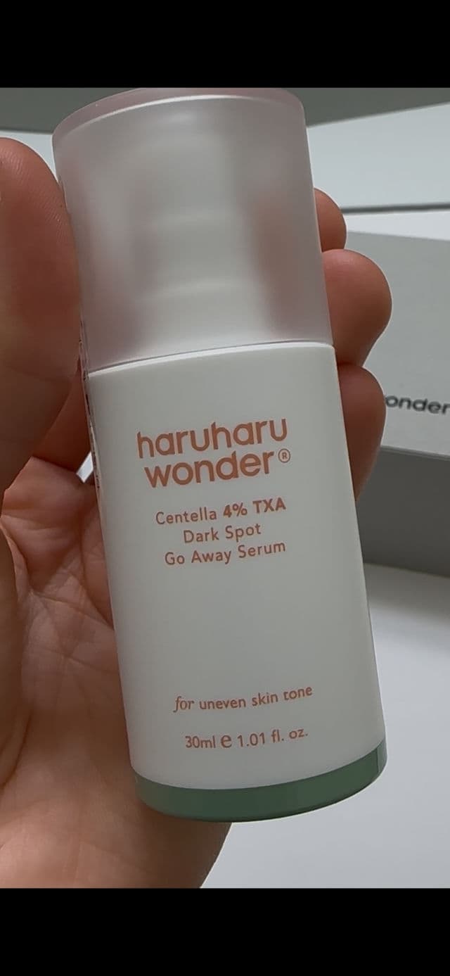HaruHaru WONDER Centella 4% TXA Dark Spot Go Away Serum review photo by Karinka27