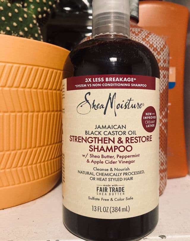 SheaMoisture Jamaican Black Castor Oil Strengthen & Restore Shampoo review photo by fendiferreira