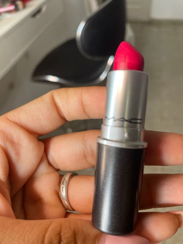 MAC Velvet Teddy review photo by yessicalora