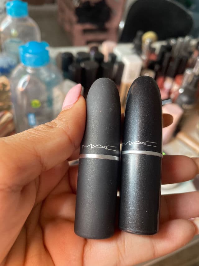 MAC Velvet Teddy review photo by yessicalora
