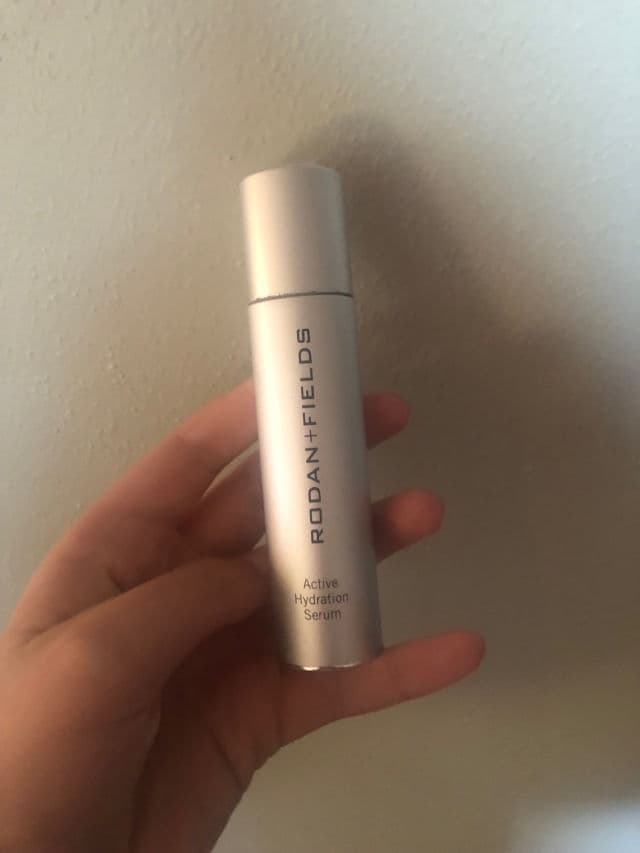 Rodan and Fields Active Hydration Serum review photo by MollyLovesSkincare