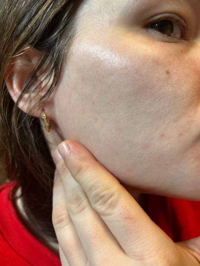 La Roche-Posay Toleriane Purifying Foaming Soap Free Cleanser review photo by ugcwithkp
