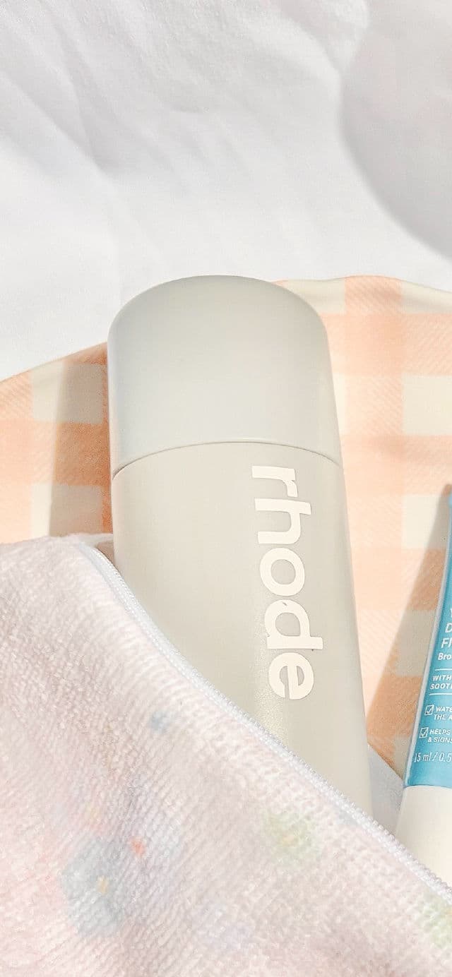 Rhode Skin Glazing Milk review photo by glowylibraskin