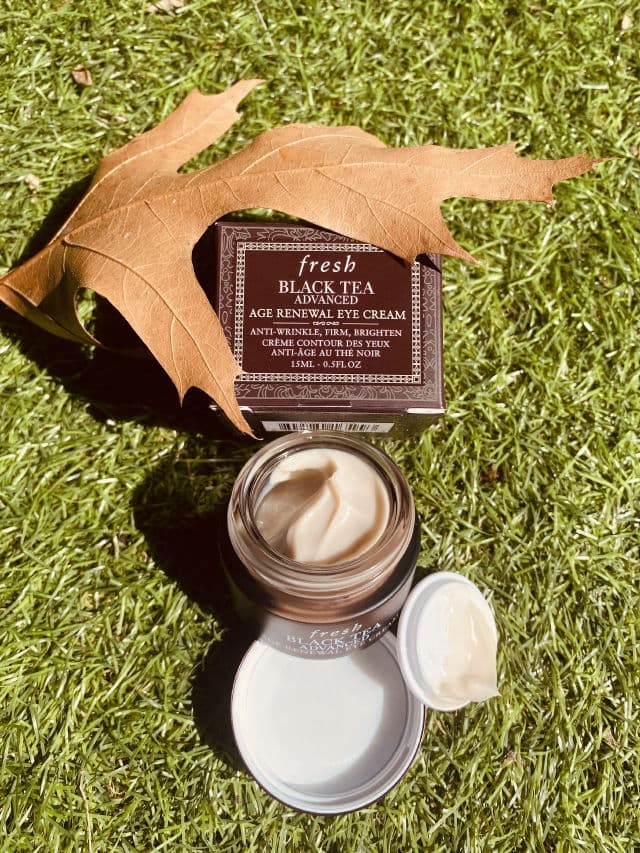 fresh Black Tea Advanced Age Renewal Cream review photo by Clicksdrinksetc