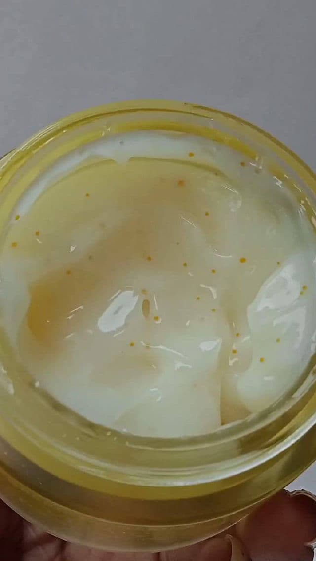 GOODAL Green Tangerine Vita C Dark Spot Care Cream review photo by tanii