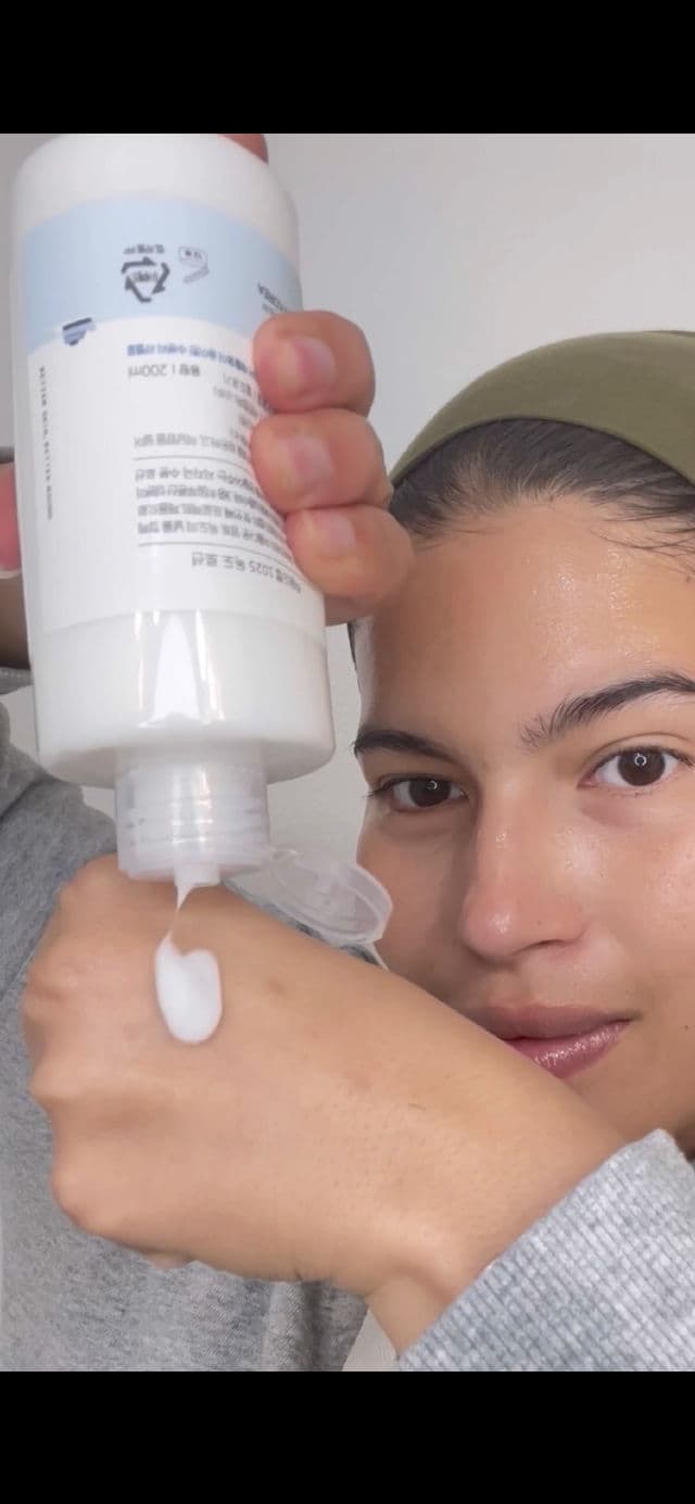 Round Lab 1025 Dokdo Lotion  review photo by CindyCuidaTuPiel
