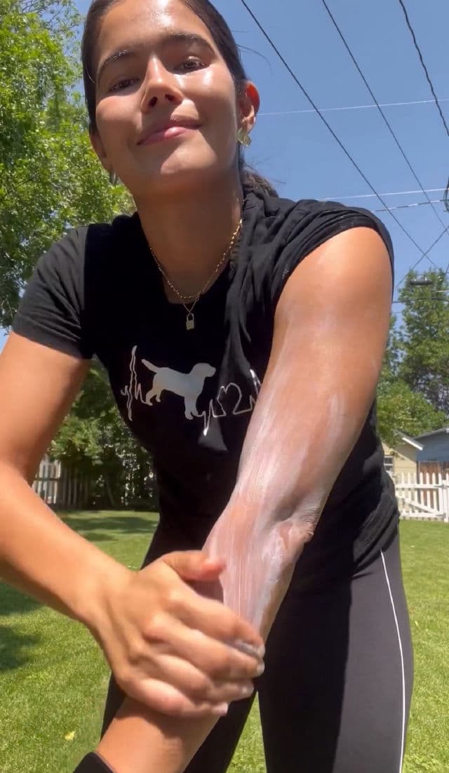 Derma B Everyday Sun Block SPF50+ PA++++ review photo by Alatinaandagolden
