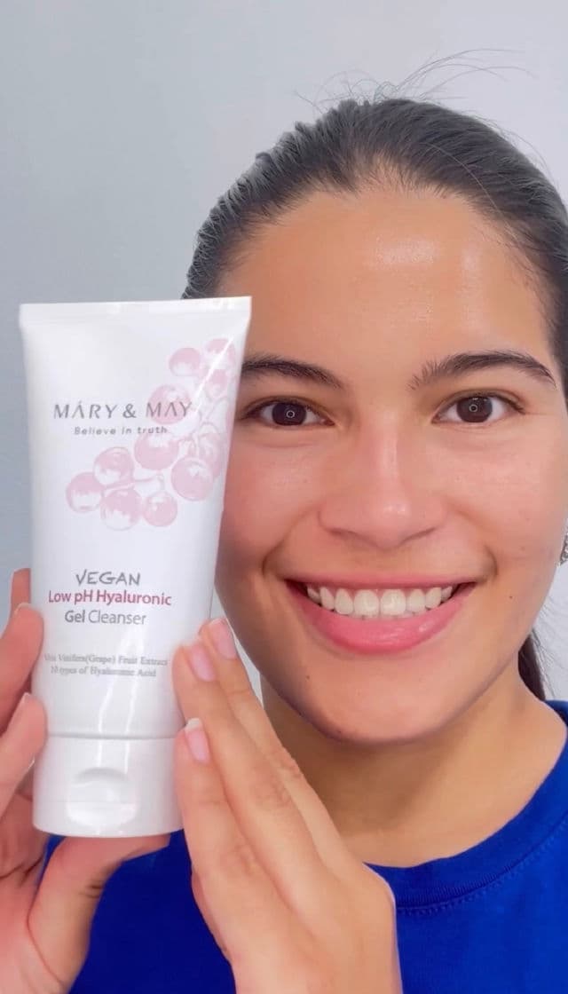 Mary&May Vegan Low pH Hyaluronic Gel Cleanser review photo by CindyCuidaTuPiel
