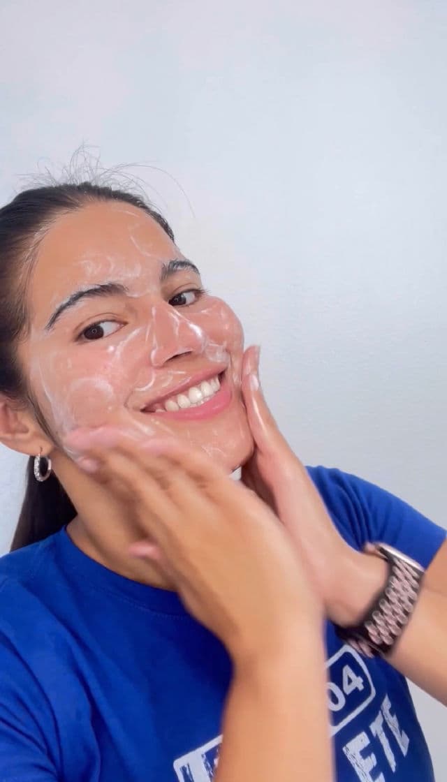 Mary&May Vegan Low pH Hyaluronic Gel Cleanser review photo by CindyCuidaTuPiel