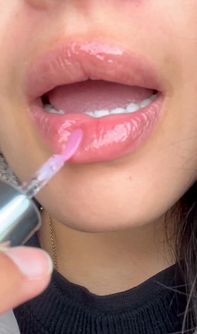 Petitfee Super Volume Lip Oil review photo by Alatinaandagolden