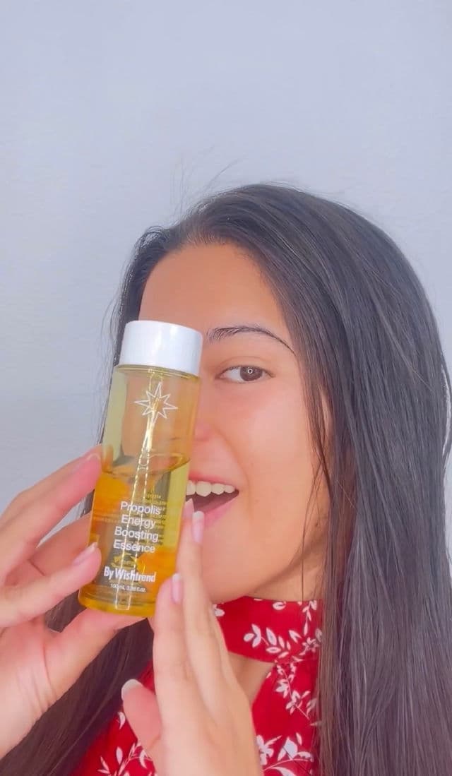 By WISHTREND Propolis Energy Boosting Essence review photo by CindyCuidaTuPiel