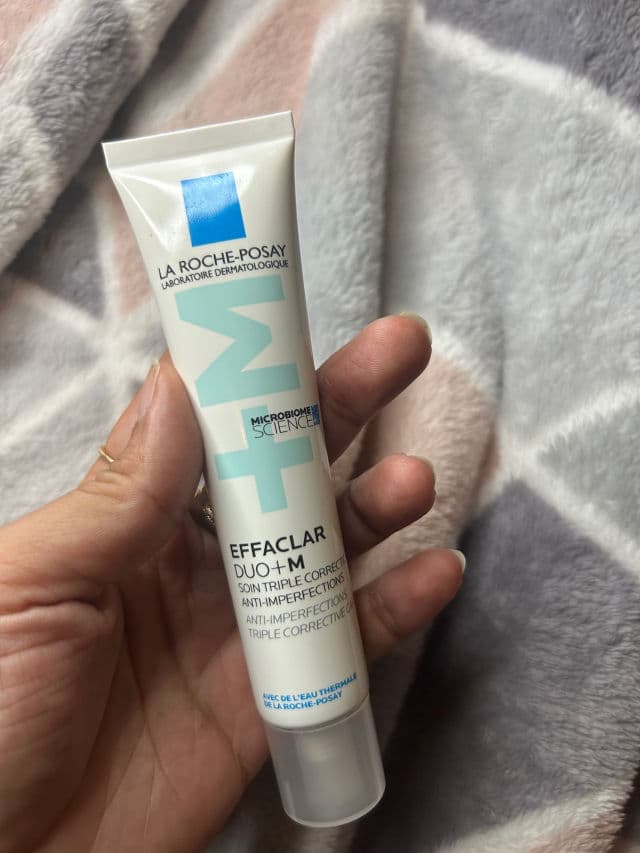 La Roche-Posay Effaclar Duo+ M review photo by JoselinaStyle