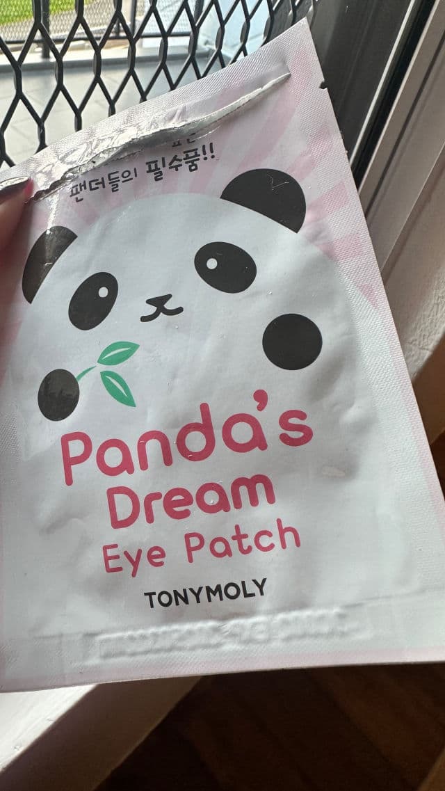 TONYMOLY Panda's Dream Eye Patch review photo by jannxrn