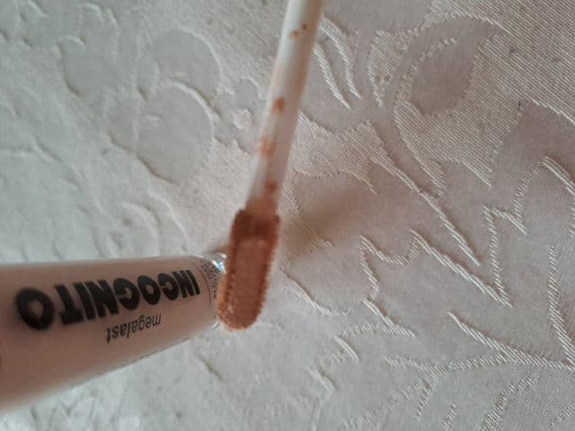 Wet N Wild Mega Last Incognito All-Day Full Coverage Concealer review photo by Cosymakeup15