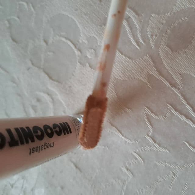 Wet N Wild Mega Last Incognito All-Day Full Coverage Concealer review photo by Cosymakeup15