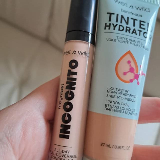 Wet N Wild Mega Last Incognito All-Day Full Coverage Concealer review photo by Cosymakeup15