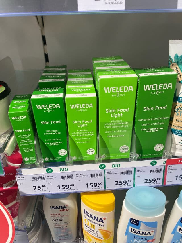 Weleda Skin Food Light Nourishing Cream review photo by vendul