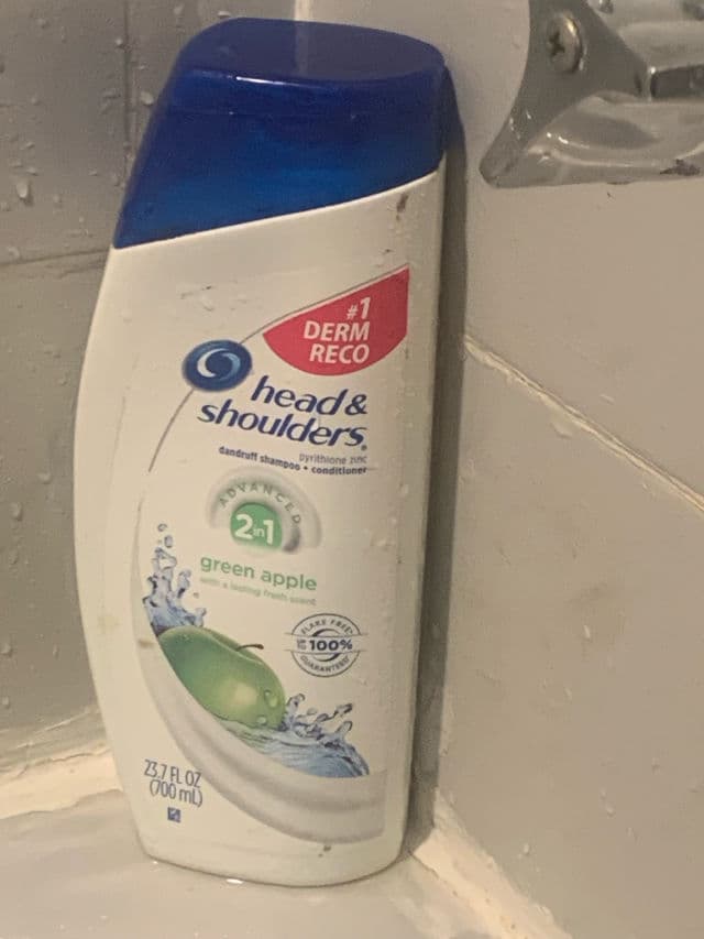 Head & Shoulders Apple Fresh Anti-Dandruff Shampoo review photo by 1kvkyo