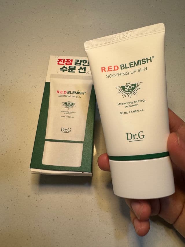 DR.G Red Blemish Soothing Up Sun SPF50+/PA++++ review photo by Hoanguyen