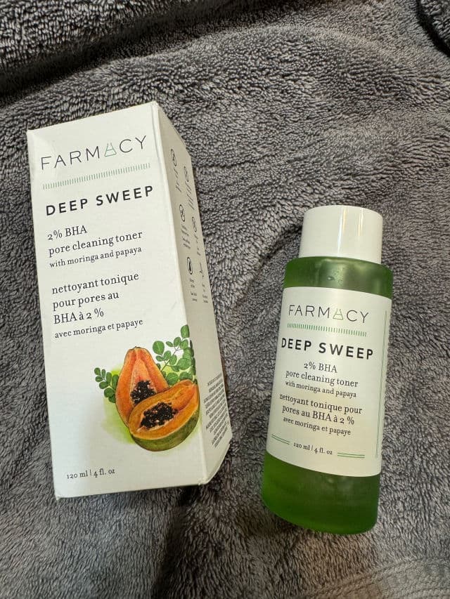 Farmacy Deep Sweep 2% BHA Pore Cleaning Toner with Moringa + Papaya review photo by Hoanguyen