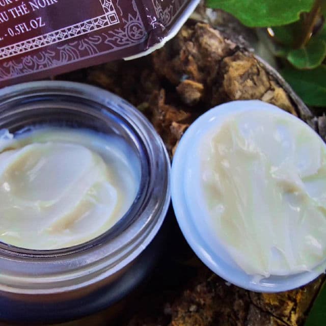fresh Black Tea Advanced Age Renewal Cream review photo by Shayoomh