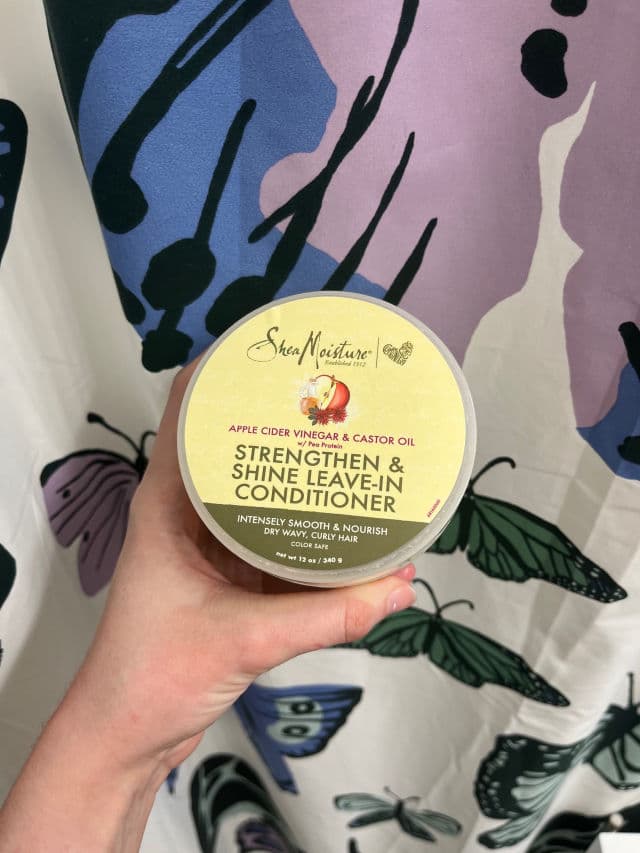 SheaMoisture Jamaican Black Castor Oil Strengthen & Restore Leave-In Conditioner review photo by MChristina2