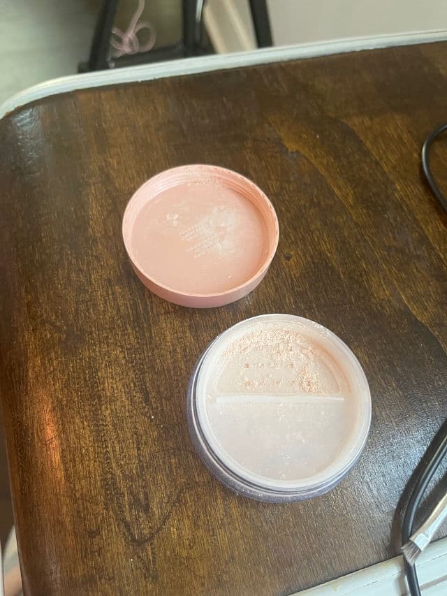 ELF Halo Glow Setting Powder - Medium review photo by MChristina2